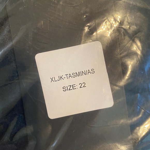 ASOS CURVE Brave Soul Plus tamsin faux fur jacket - Picture 7 of 7